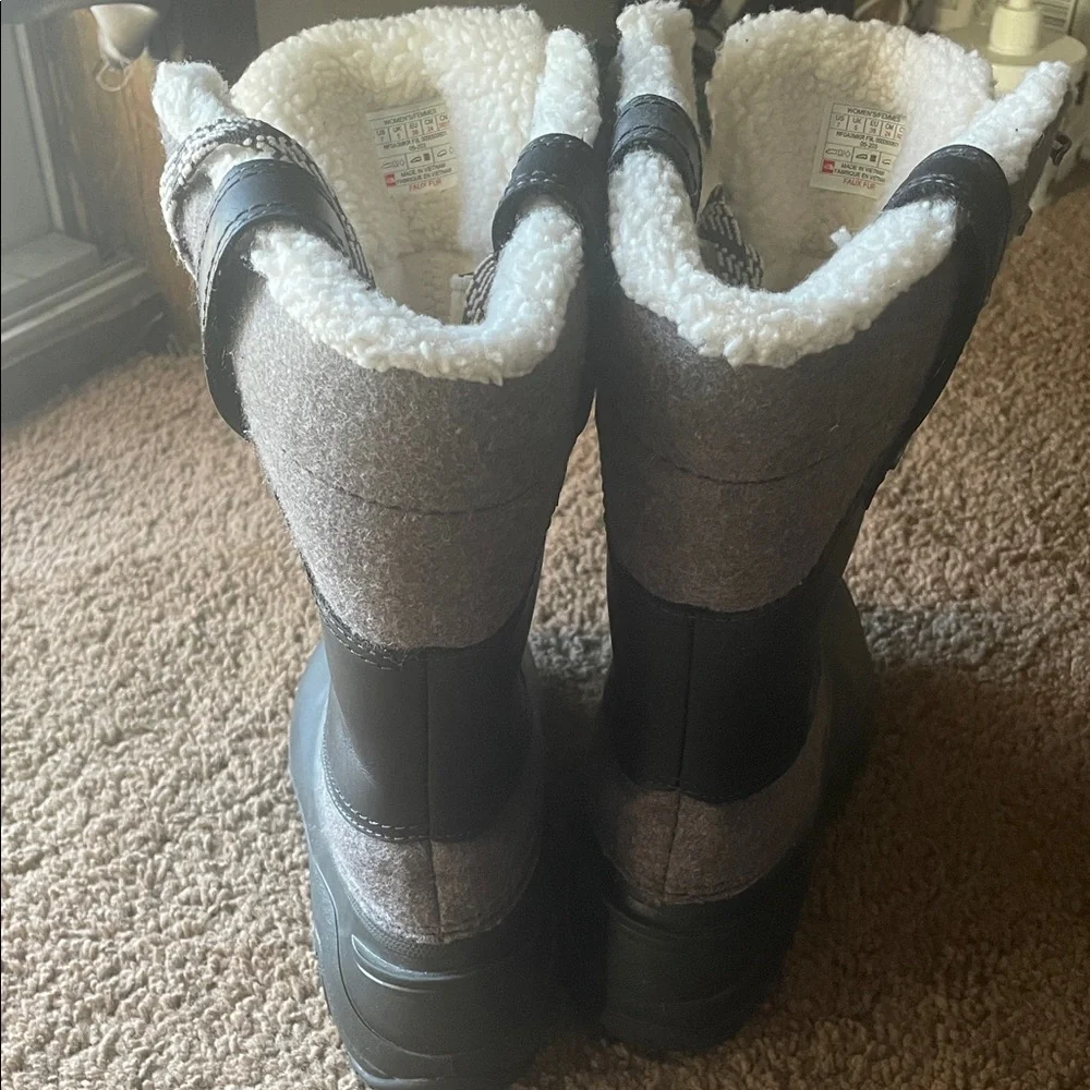 The North Face Black and Gray Winter Boots